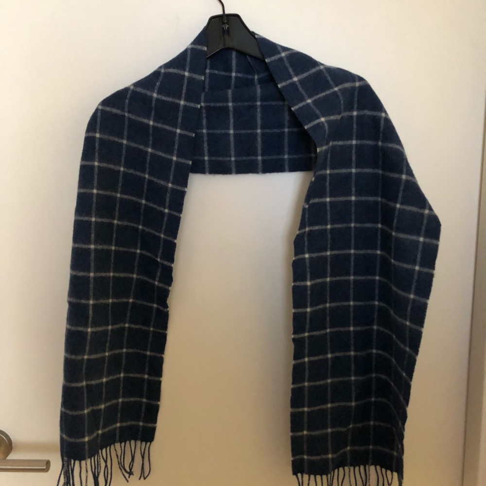 Check scarf